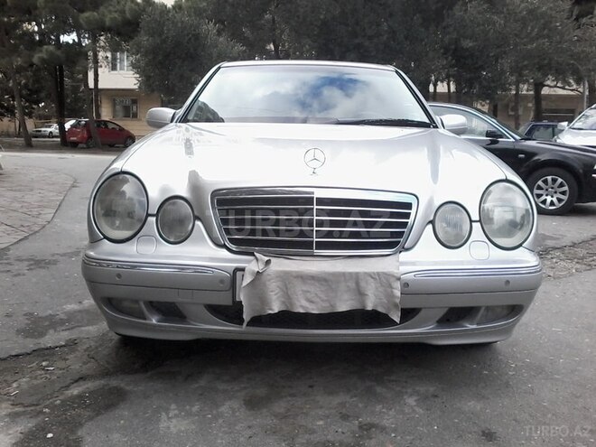 Mercedes E 240 2001, 247,000 km - 2.6 l - Bakı