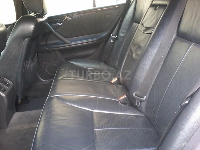 Mercedes E 240 2001, 247,000 km - 2.6 l - Bakı