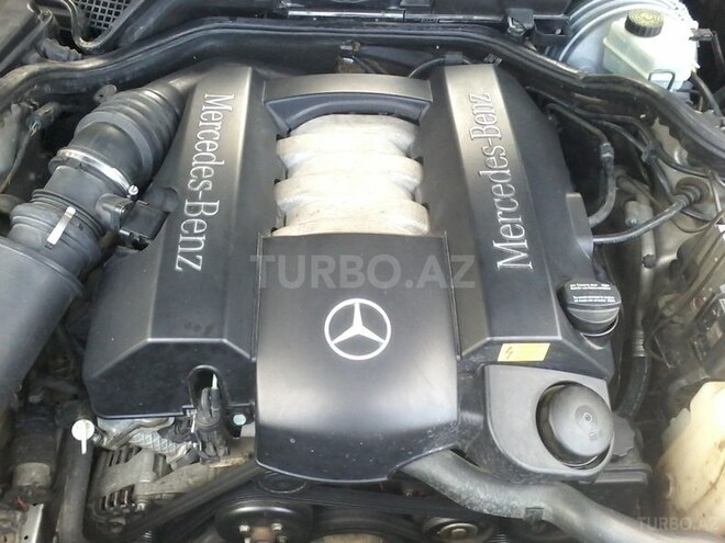 Mercedes E 240 2001, 247,000 km - 2.6 l - Bakı
