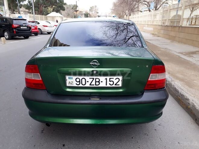 Opel Vectra 1995, 224,000 km - 2.0 l - Bakı