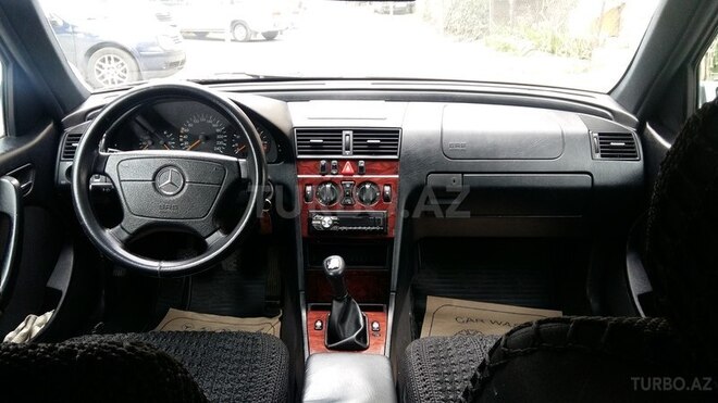 Mercedes C 180 1999, 324,000 km - 1.8 л - Bakı