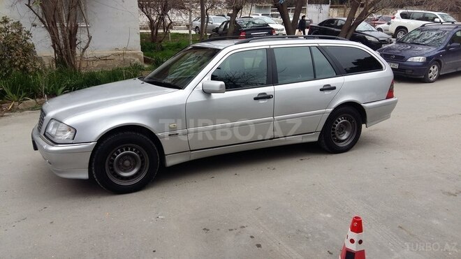 Mercedes C 180 1999, 324,000 km - 1.8 л - Bakı