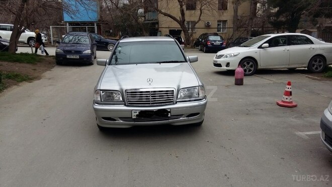 Mercedes C 180 1999, 324,000 km - 1.8 л - Bakı