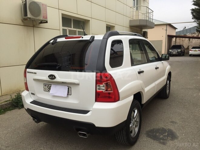Kia Sportage 2008, 126,000 km - 2.0 l - Bakı