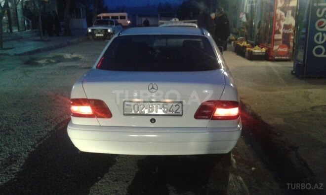 Mercedes E 230 1996, 2,500,000 km - 2.3 l - Mingəçevir