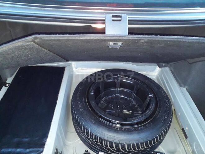 Mercedes E 280 2000, 226,000 km - 2.8 l - Gəncə