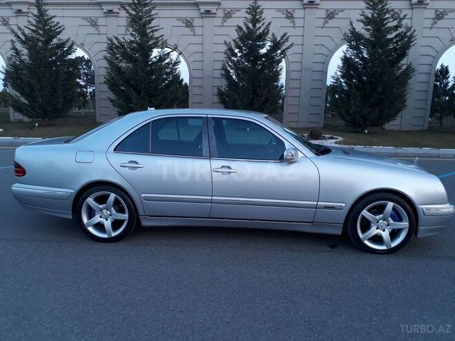 Mercedes E 280 2000, 226,000 km - 2.8 l - Gəncə