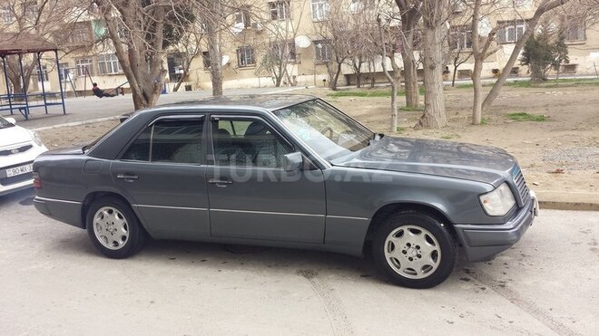 Mercedes E 300 1990, 360,000 km - 0.3 l - Bakı