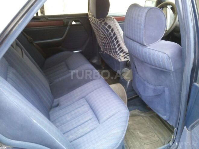 Mercedes E 230 1990, 320,000 km - 2.3 l - Bakı