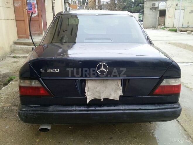 Mercedes E 230 1990, 320,000 km - 2.3 l - Bakı