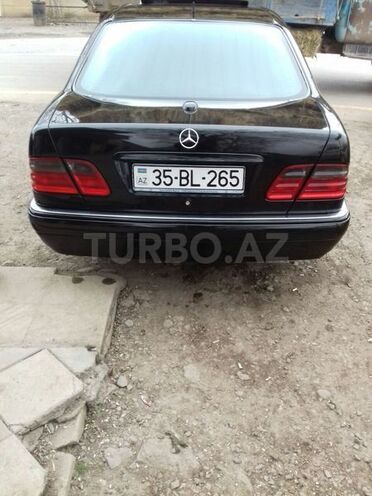 Mercedes E 280 1997, 3,033 km - 2.8 л - Qazax