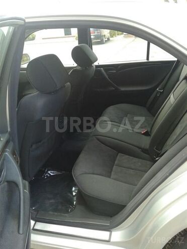 Mercedes E 270 2000, 267,000 km - 2.7 l - Bərdə