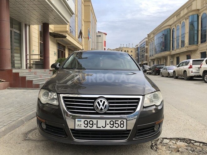 Volkswagen Passat 2007, 243,000 km - 2.0 l - Bakı
