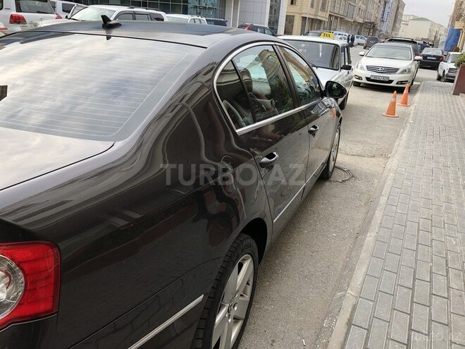 Volkswagen Passat 2007, 243,000 km - 2.0 l - Bakı