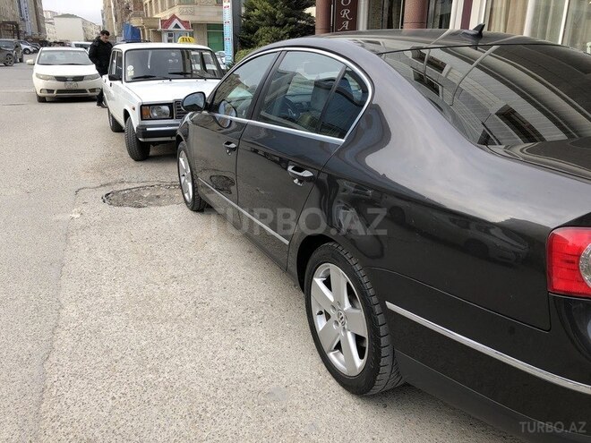 Volkswagen Passat 2007, 243,000 km - 2.0 l - Bakı