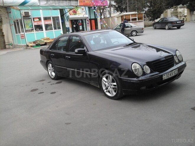 Mercedes E 220 1999, 300,000 km - 2.2 l - Bakı