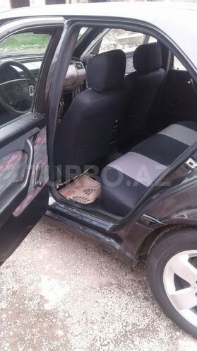 Mercedes C 200 1994, 300,000 km - 2.0 л - Bakı