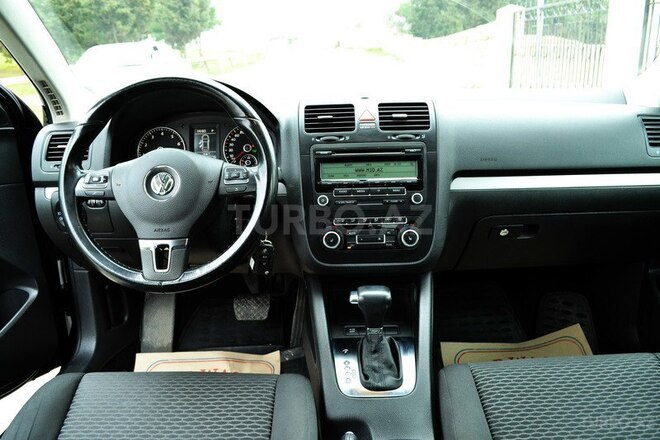 Volkswagen Jetta 2011, 70,000 km - 1.8 л - Bakı