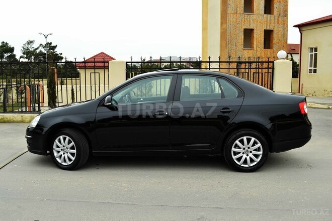 Volkswagen Jetta 2011, 70,000 km - 1.8 л - Bakı