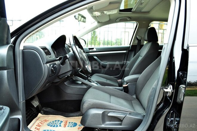 Volkswagen Jetta 2011, 70,000 km - 1.8 л - Bakı