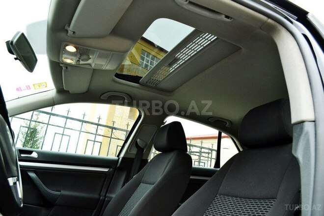 Volkswagen Jetta 2011, 70,000 km - 1.8 л - Bakı