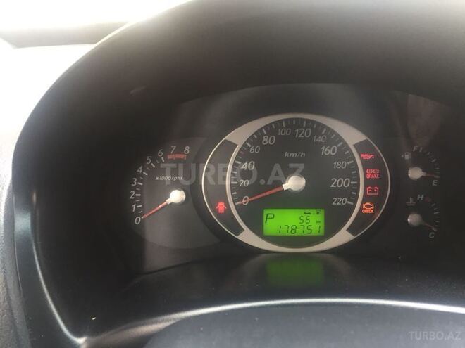 Hyundai Tucson 2006, 180,000 km - 2.0 l - Bakı