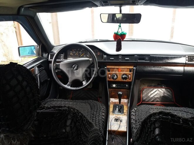 Mercedes E 230 1990, 450,000 km - 2.3 l - Bakı