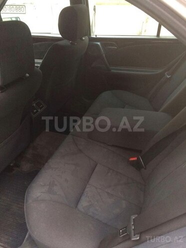 Mercedes E 240 1998, 233,000 km - 2.4 л - Bakı
