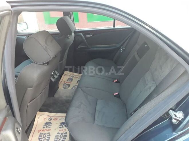 Mercedes E 230 1997, 239,000 km - 2.3 л - Bakı