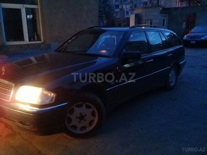 Mercedes C 220 1998, 256,000 km - 2.2 l - Bakı