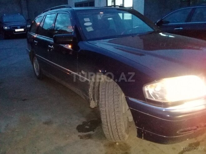 Mercedes C 220 1998, 256,000 km - 2.2 l - Bakı
