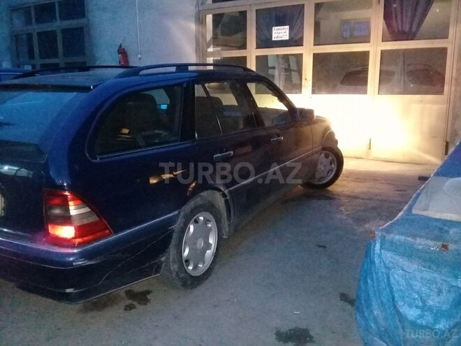 Mercedes C 220 1998, 256,000 km - 2.2 l - Bakı