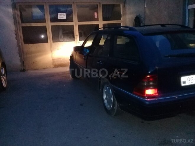 Mercedes C 220 1998, 256,000 km - 2.2 l - Bakı