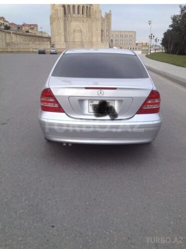 Mercedes C 200 2001, 261,000 km - 2.0 l - Bakı
