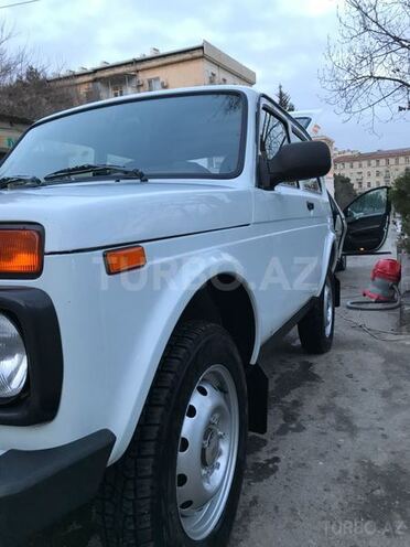 LADA (VAZ) Niva 2015, 80,000 km - 1.7 л - Bakı