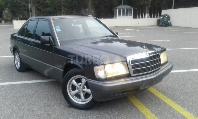 Mercedes 190 1992, 318,000 km - 2.0 л - Sumqayıt