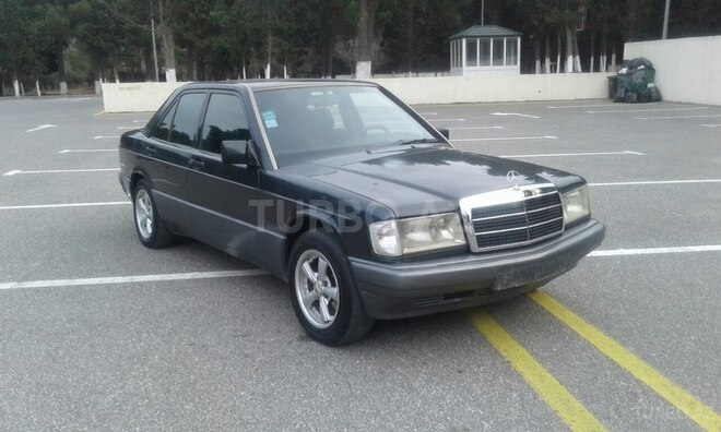 Mercedes 190 1992, 318,000 km - 2.0 л - Sumqayıt