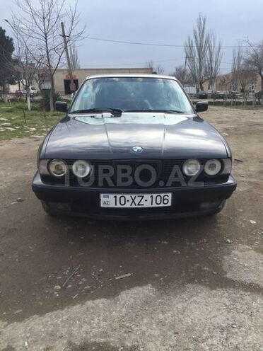 BMW 520 1994, 321,500 km - 2.0 l - Sumqayıt