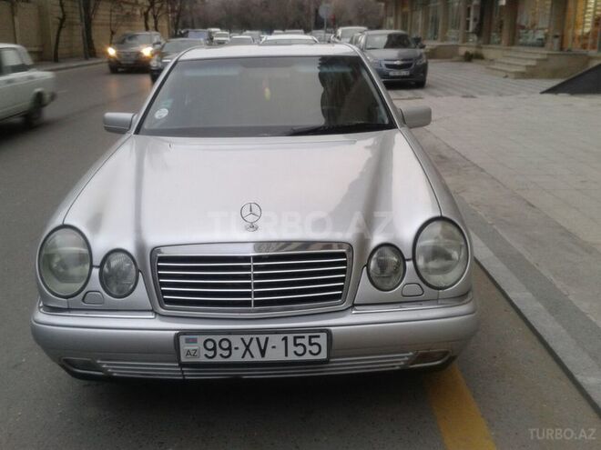 Mercedes E 200 1998, 320,000 km - 2.0 l - Bakı