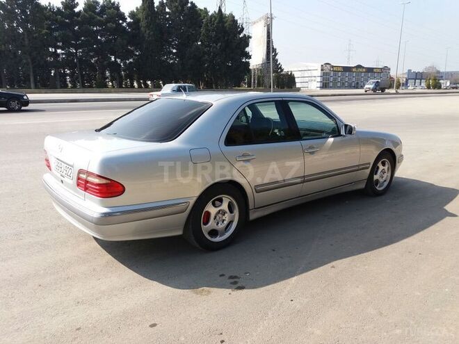 Mercedes E 200 2000, 251,000 km - 2.0 л - Gəncə
