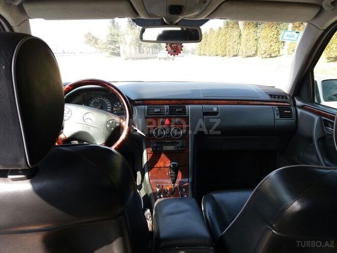 Mercedes E 200 2000, 251,000 km - 2.0 л - Gəncə