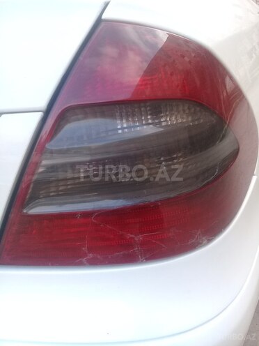 Mercedes E 220 2008, 298,000 km - 2.2 l - Şirvan