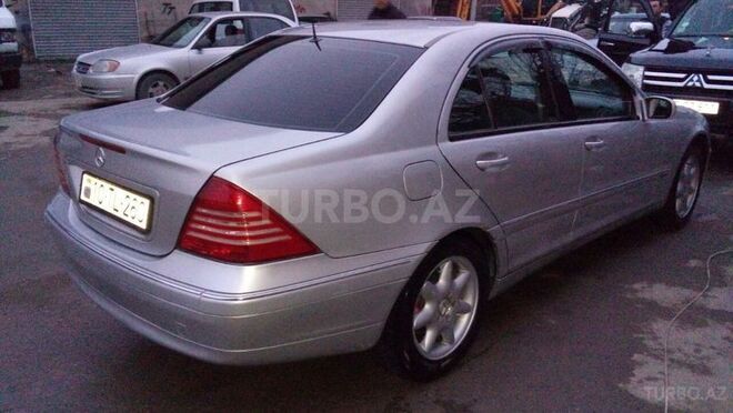 Mercedes C 240 2000, 274,000 km - 2.6 л - Bakı