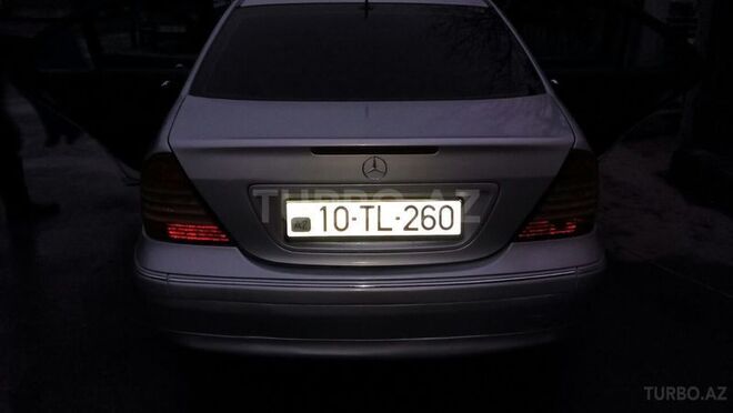 Mercedes C 240 2000, 274,000 km - 2.6 л - Bakı