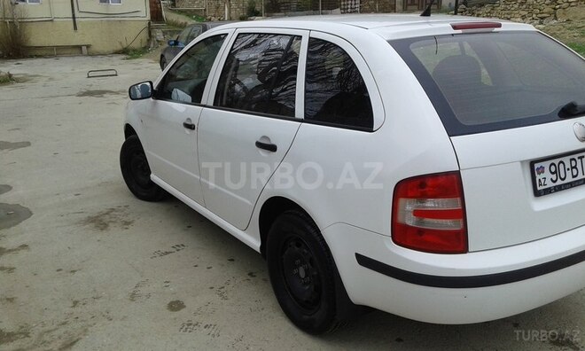 Skoda Fabia 2008, 245,000 km - 1.4 l - Bakı