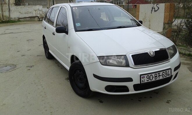 Skoda Fabia 2008, 245,000 km - 1.4 l - Bakı