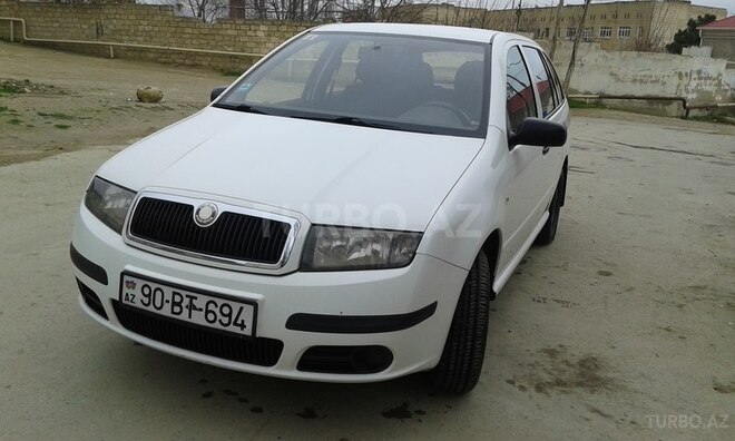 Skoda Fabia 2008, 245,000 km - 1.4 l - Bakı