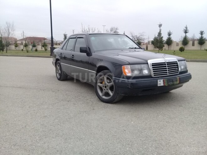 Mercedes E 250 1992, 385,500 km - 2.5 l - Xaçmaz