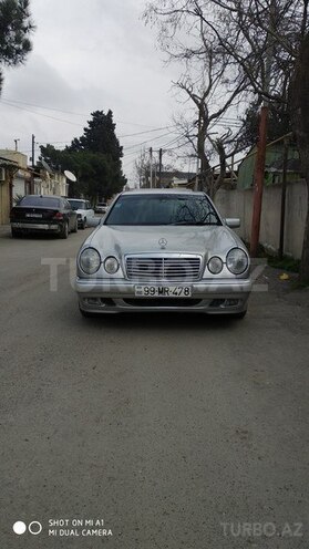 Mercedes E 230 1995, 290,000 km - 2.3 л - Bakı