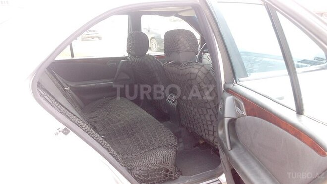 Mercedes E 180 1997, 235,000 km - 2.0 l - Bakı